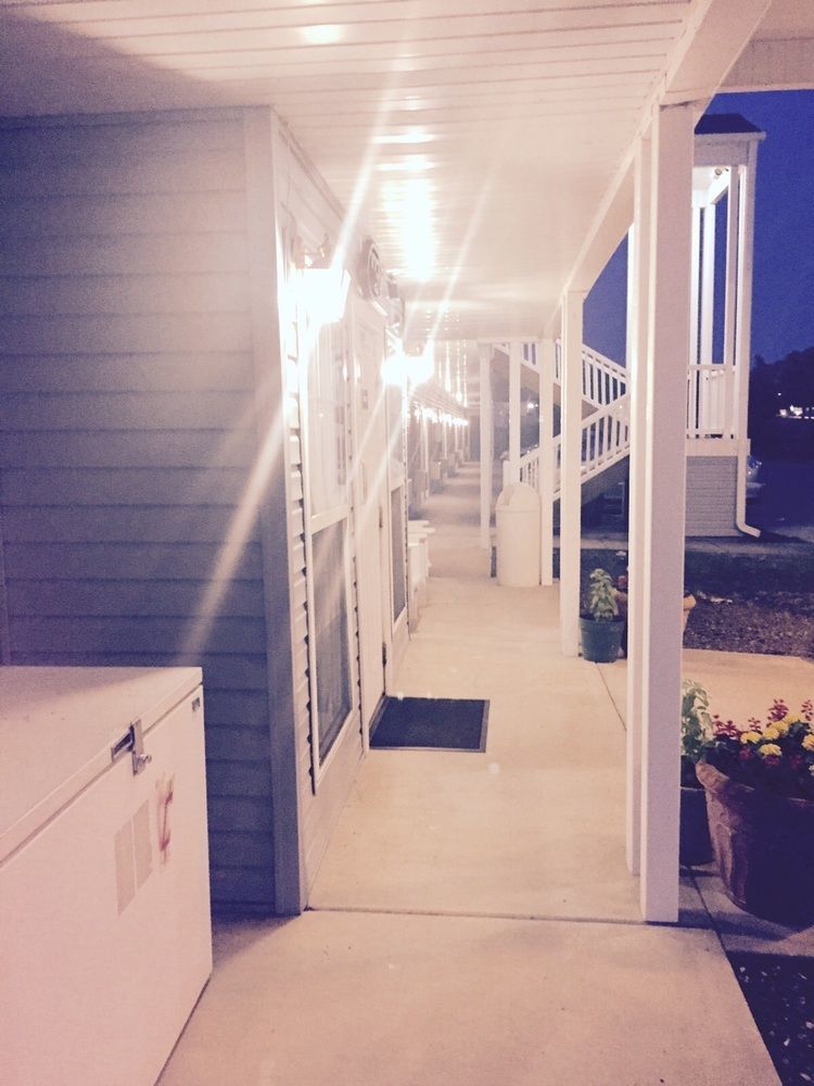 Madison Inn Lodge Fredericktown Exterior foto